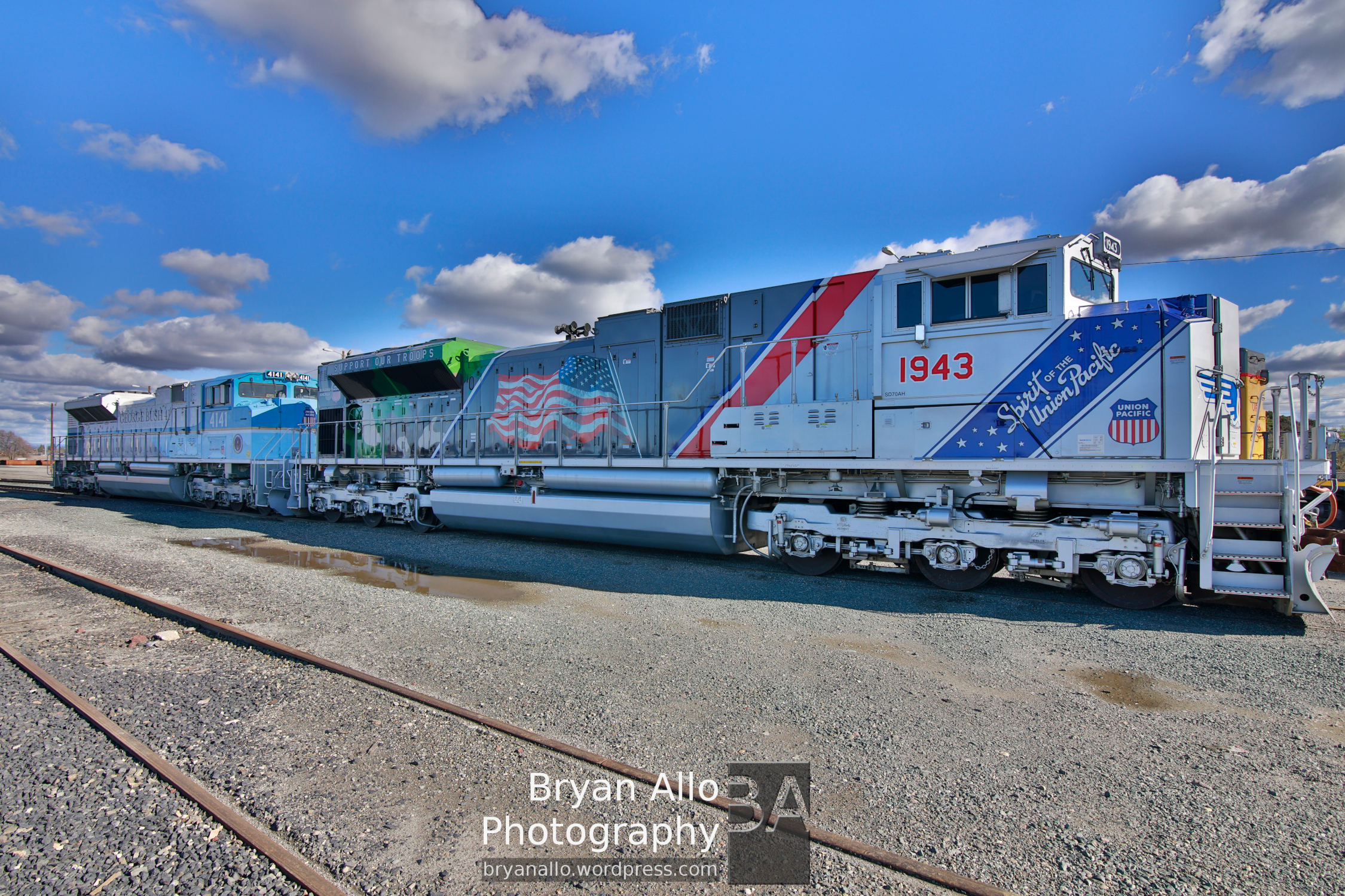 In honor of President George H. W. Bush – Union Pacific 4141